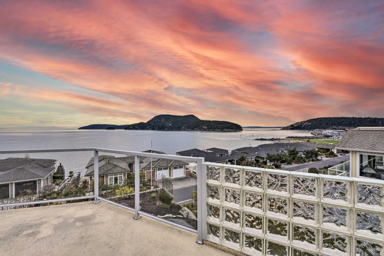 Anacortes Paradise Vacation Rental With Water Views! Exterior photo