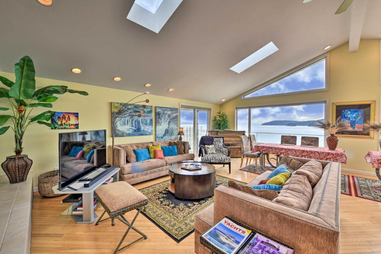 Anacortes Paradise Vacation Rental With Water Views! Exterior photo